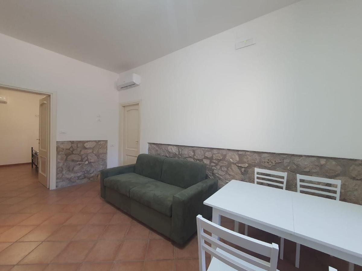 Casa Pepe - Fondi Vertice Rooms Kültér fotó